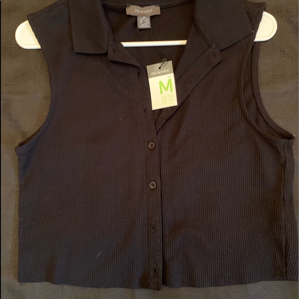 Sleeveless Button Up Crop Top